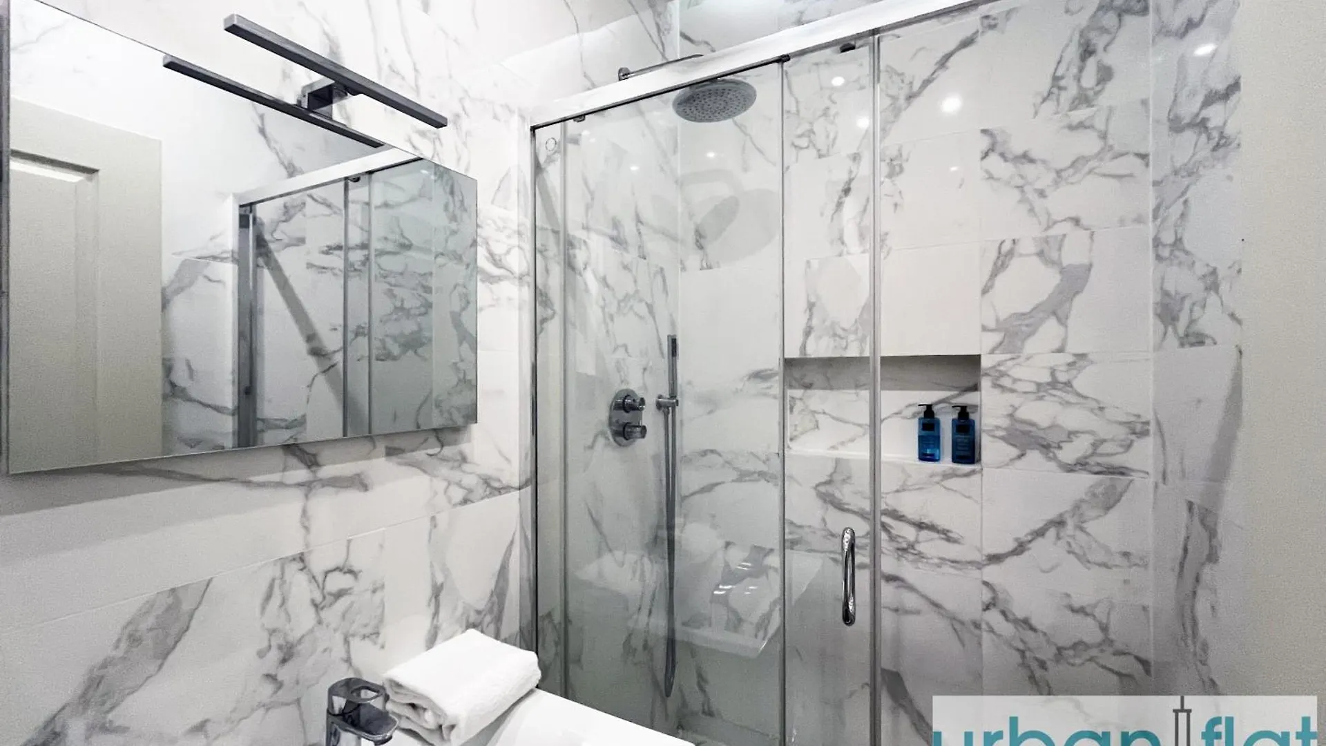 Апартаменты Urban Flat 60 - Sublime Parisian Flat In