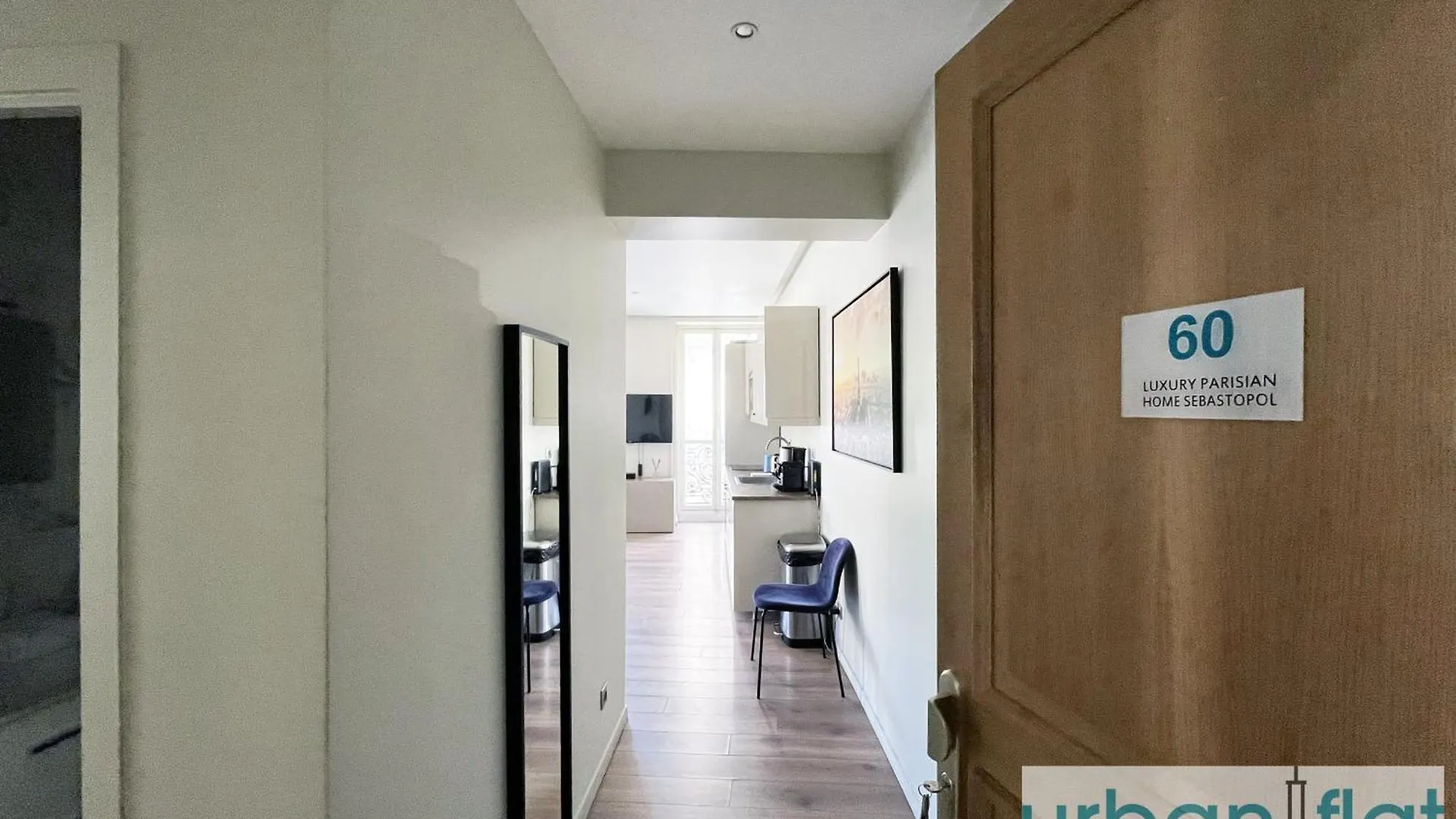 Apartment Urban Flat 60 - Sublime Parisian Flat In *