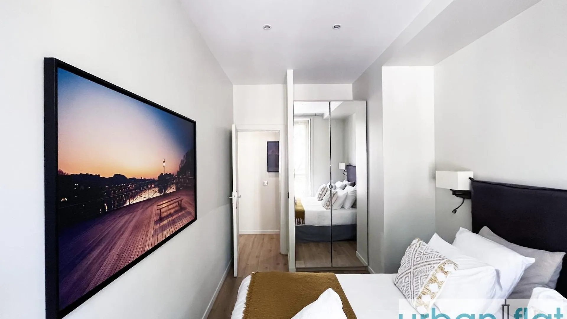 Urban Flat 60 - Sublime Parisian Flat In